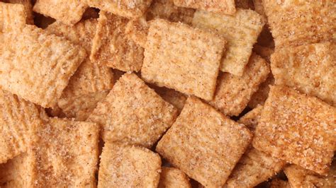 This New Cinnamon Toast Crunch Cereal Combines Two Popular Flavors
