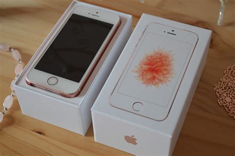The Colour Carousel Uk Beauty Blog Apple Iphone Se 64gb Rose Gold