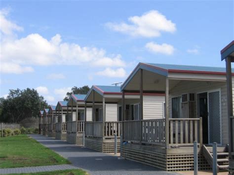 Birubi Beach Holiday Park Anna Bay Cottage Accommodation Ideal For Families Couples And Singles