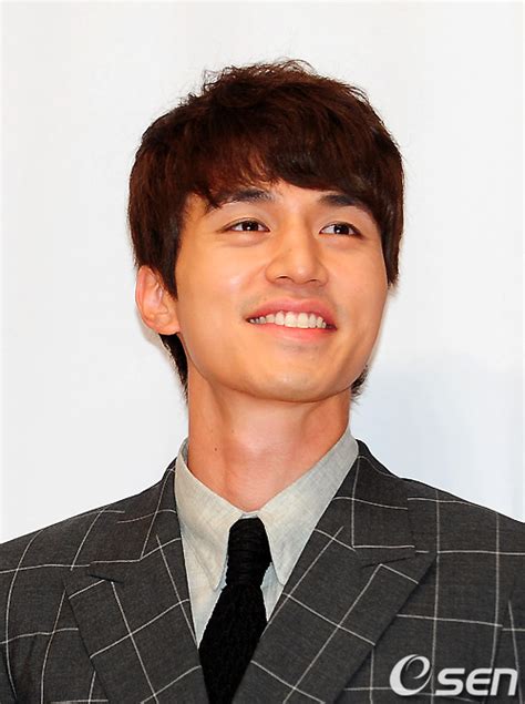 Country asia chinese hong hong kong indian japanese kong korean other other asia taiwanese thailand. Lee Dong Wook's Comeback Praised by Kim Jae Won | Korean ...