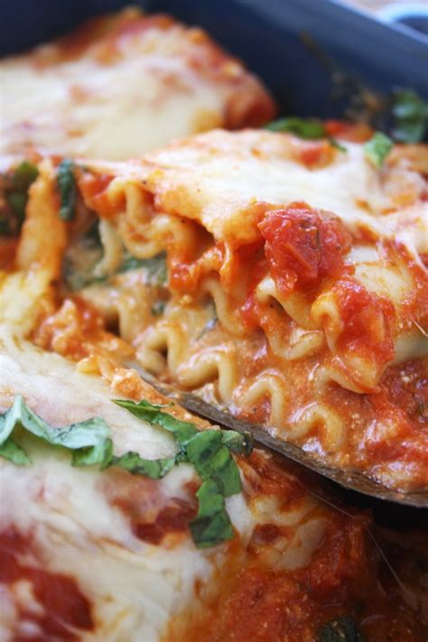 Spinach And Ricotta Lasagna Roll Ups