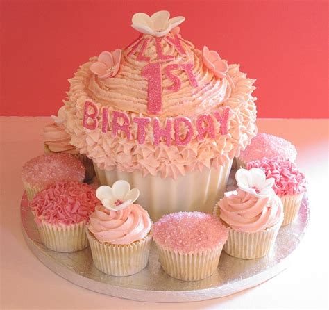 1000 Images About First Birthday Cupcake Vintage On Pinterest