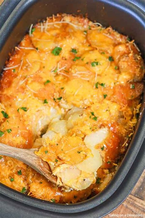 Make This Easy Slow Cooker Scalloped Potatoes Recipe And Never Buy The