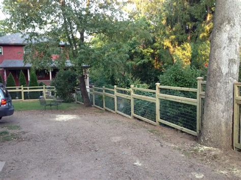 Custom No Climb Horse Fence British Standard Fence