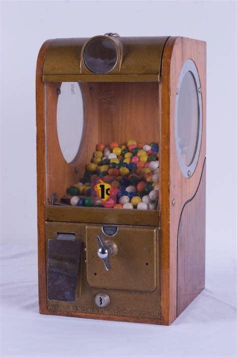 Vintage Victor 1 Cent Gumball Machine Lot 24