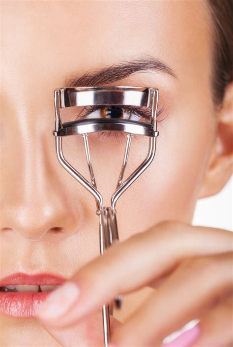 Not all eyelash curlers are created equally, however. Choose the Best Eyelash Curler: Mechanical or Heated