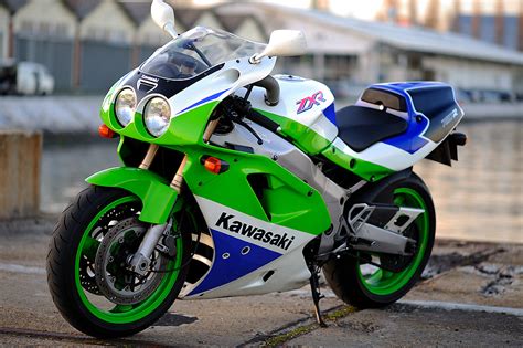 Kawasaki Ninja Zx 10r Dominates Racing Bikesrepublic
