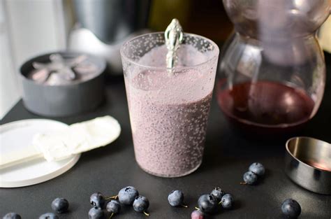 Blueberry Pomegranate Chia Smoothie — ButterYum — a tasty little food blog