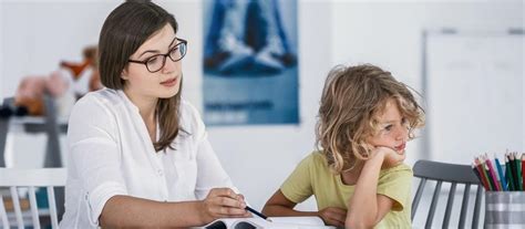 Zespół aspergera dotyczy nie tylko dzieci i młodzieży, ale również dorosłych. Jakie objawy są charakterystyczne dla zespołu Aspergera?