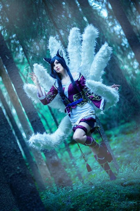 Ahri From League Of Legends Cosplay By Whitespringpro League Of Legends Ahri Cosplay Cosplay