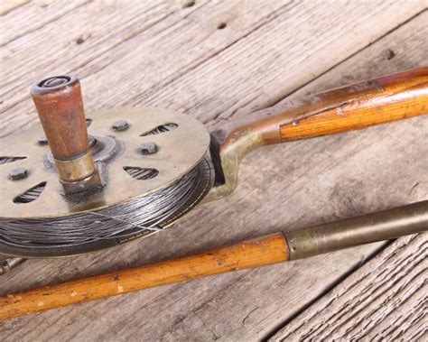 Antique Wooden Fishing Rod Copper Reel Mathews Conveyer Co Halibut
