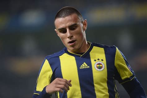 In the current club napoli played 2 seasons, during this time he played 87 matches and scored 3 goals. Eljif Elmas bombası! Galatasaray... - Sayfa 1 - Fenerbahçe ...