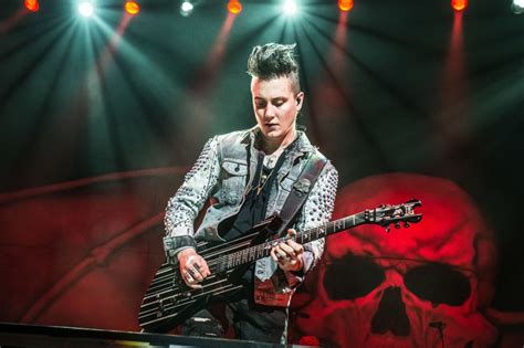 Avenged Sevenfold Guitarist Synyster Gates Announces The Synyster Gates