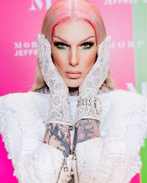 Jeffree Star Gave Fans A Tour Of His New Luxorious Mansion In The