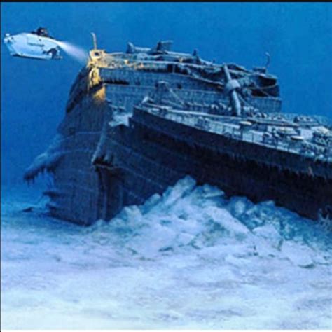The Titanic At The Bottom Of The Ocean História Do Titanic Titanic