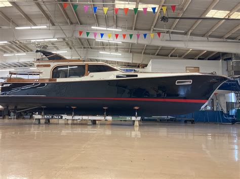 PRICE REDUCED – 1984 MIDNIGHT LACE 44 – Larsen Marine Yacht Sales