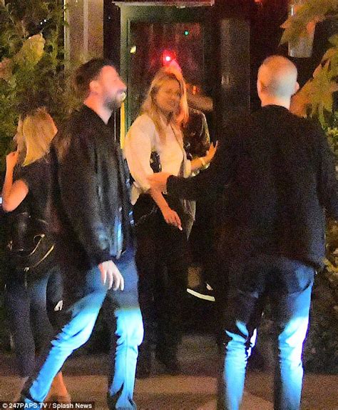 Leonardo Dicaprio Spotted Partying With Two Blondes In Nyc Daily Mail Online