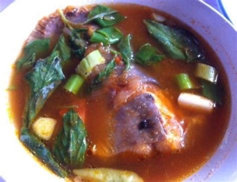 Anisukamasak.com/ resep pindang ikan patin palembang adalah ikan pindang masakan orang palembang. pindang meranjat - Foto Pindang Meranjat Ibu Ucha, Palembang - Tripadvisor