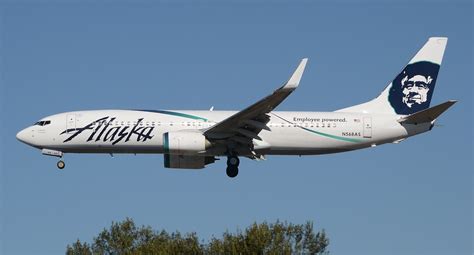 Employee Powered Alaska 737 800 N568as Lax Landing Flickr