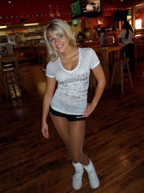Pin By Hooters Girls On Pinterest On Missouri Hooters Hooters Girls