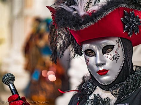 History Of The Carnival In Venice Masks Italy