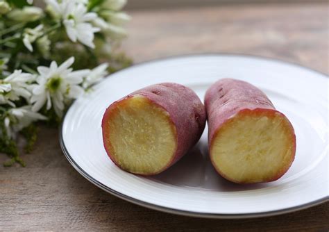 The site owner hides the web page description. 芋ソムリエのレンジで焼き芋 | レシピ | 食べ物のアイデア ...