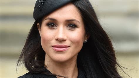 In january 2020, meghan and her husband prince. Meghan Markle's Look-Alike Is Plus-Size model | StyleCaster