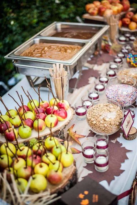 30 Fabulous Outdoor Decorating Ideas To Host A Fall Party Caramel
