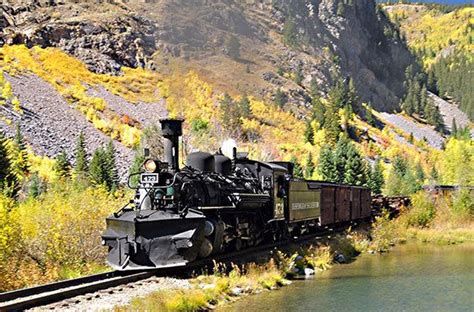 The 10 Best Fall Train Rides In The Us Train Train Rides Train Tracks