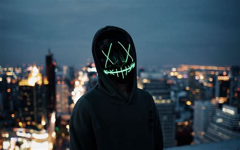 Download Wallpaper 3840x2400 Mask Silhouette Anonymous Hood Light