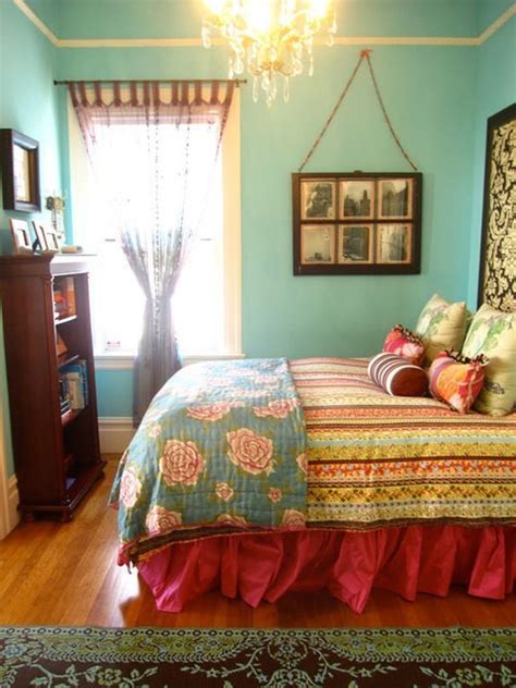 A great mix of modern, colorful and transitional design. 69 Colorful Bedroom Design Ideas - DigsDigs