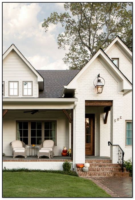 Designing With Farmhouse Paint Color Tips And Ideas Paint Colors