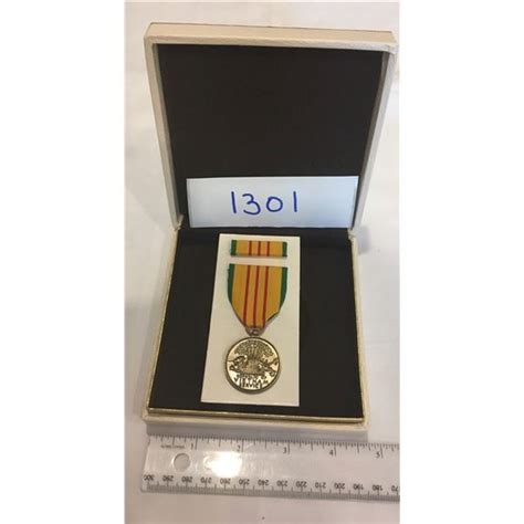 Us Vietnam Service Medal Set 1970s Schmalz Auctions