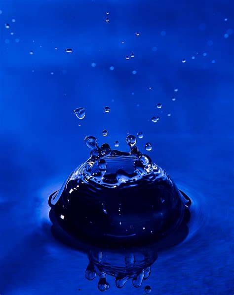 Drops Splash Spray Macro Water Hd Phone Wallpaper Peakpx