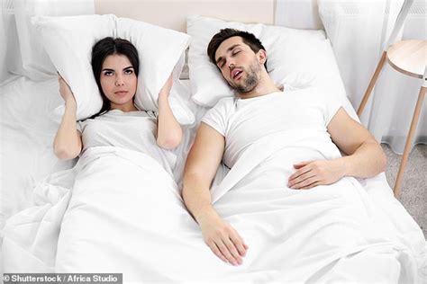 Sleep Divorce Couples Are Sleeping In Separate Beds Daily Mail Online