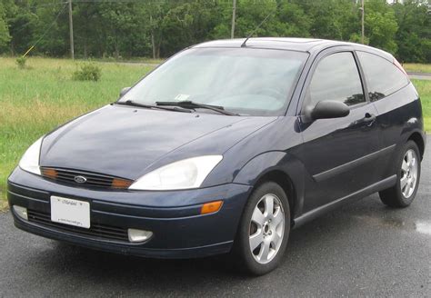 File2001 Ford Focus Zx3 Front 06 09 2010 Wikimedia Commons