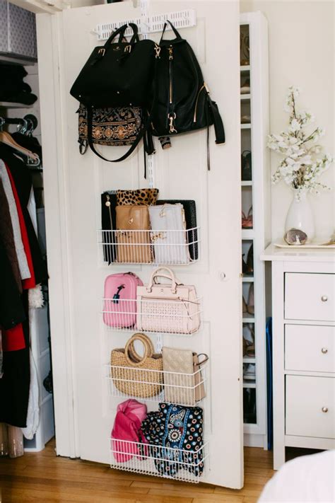 By dividing the room and providing a disguise to your wardrobe, they create the feeling of having a closet while helping to prevent the mess, often hidden behind closet doors, from being seen. 5 Chic ways to organize your closet | Small bedroom ...
