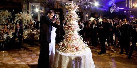 10 Extremely Expensive And Incredible Wedding Cakes