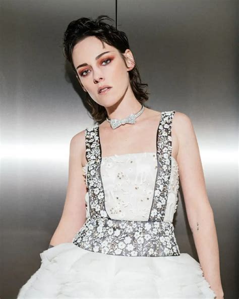 Exclusive Kristen Stewart On Chanel Cinema And Couture Grazia Singapore