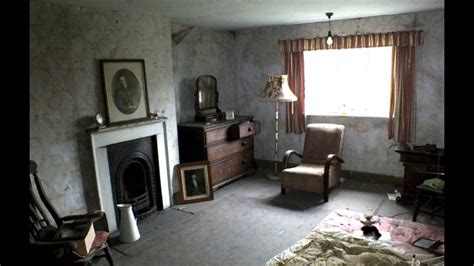 Abandoned House In The Uk With Everything Left Behind Youtube