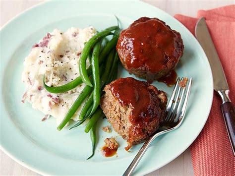 Interestingly enough, there was once a time—somewhere back in the distant '70s—when people were actually excited about cook. Meatloaf Muffins with Barbecue Sauce Recipe | Rachael Ray ...