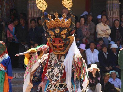 Masks Of Tebet Tibetan Masks Masks Make Up And Wigmen White Mask