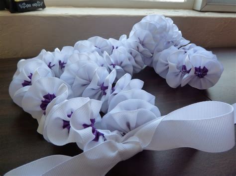 Hawaiian ribbon lei blue and orange ilima 32 inch. Kreations Done By Hand: DIY Ribbon Lei Version 2