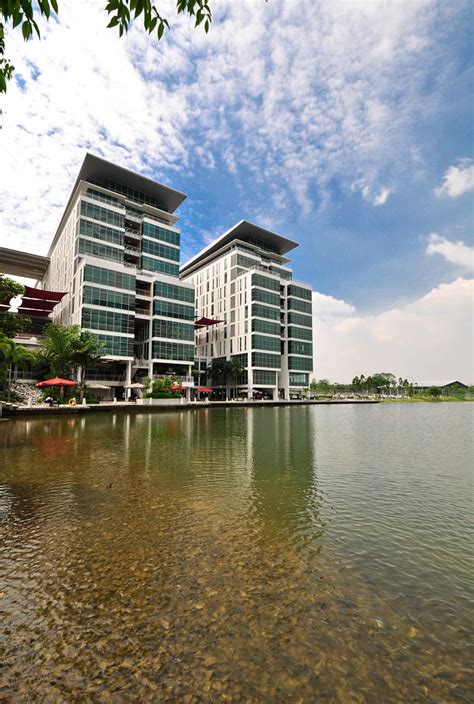Taylor college lakeside campus contact phone number is : Taylors University Lakeside Campus 泰勒大学湖边校园 ... | No. 1 ...