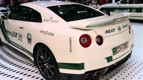 The Amazing Cars Of The Dubai Police Force Amazing Cars Police Force