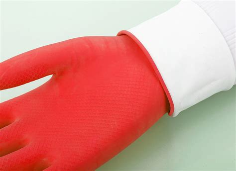 Sun Brand Heavy Duty Rubber Gloves Red Household Latex Flocklined Pink