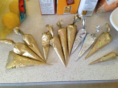 I post on wednesdays and saturdays, and i do diy's, how to's, covers, and more! Homemade henna cones- made by Charissa. All natural ...