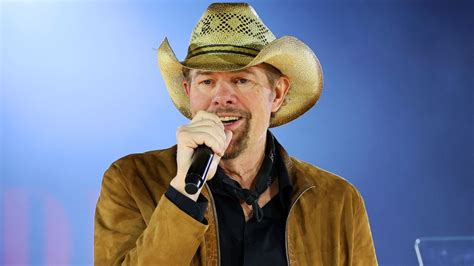 Toby Keith Dies At 62 After Fight With Stomach Cancer