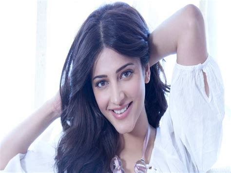 Shruti Hassan Opens Up About Her Alcohol Addiction And Her Breakup With