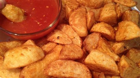The pan style pizza is fried but not deep fried, to anyone misunderstanding this. Crispy potato wadges Pizza hut style | Manha Foodies Club ...